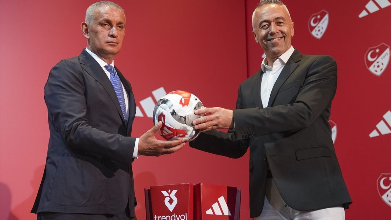 Adidas, Türkiye Futbol Ligi'nin Resmi Top Sponsoru Oldu