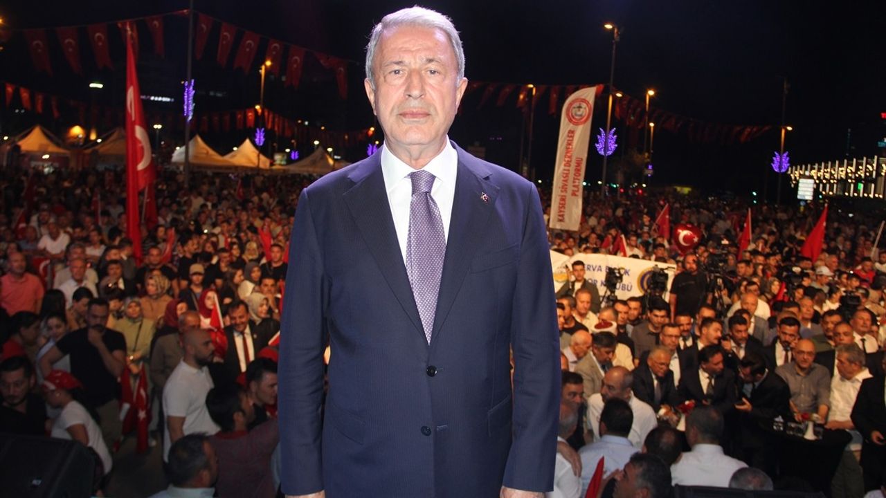 Akar: 15 Temmuz'da Boyun Eğmedik, Terörsüz Türkiye İçin Birlikteyiz