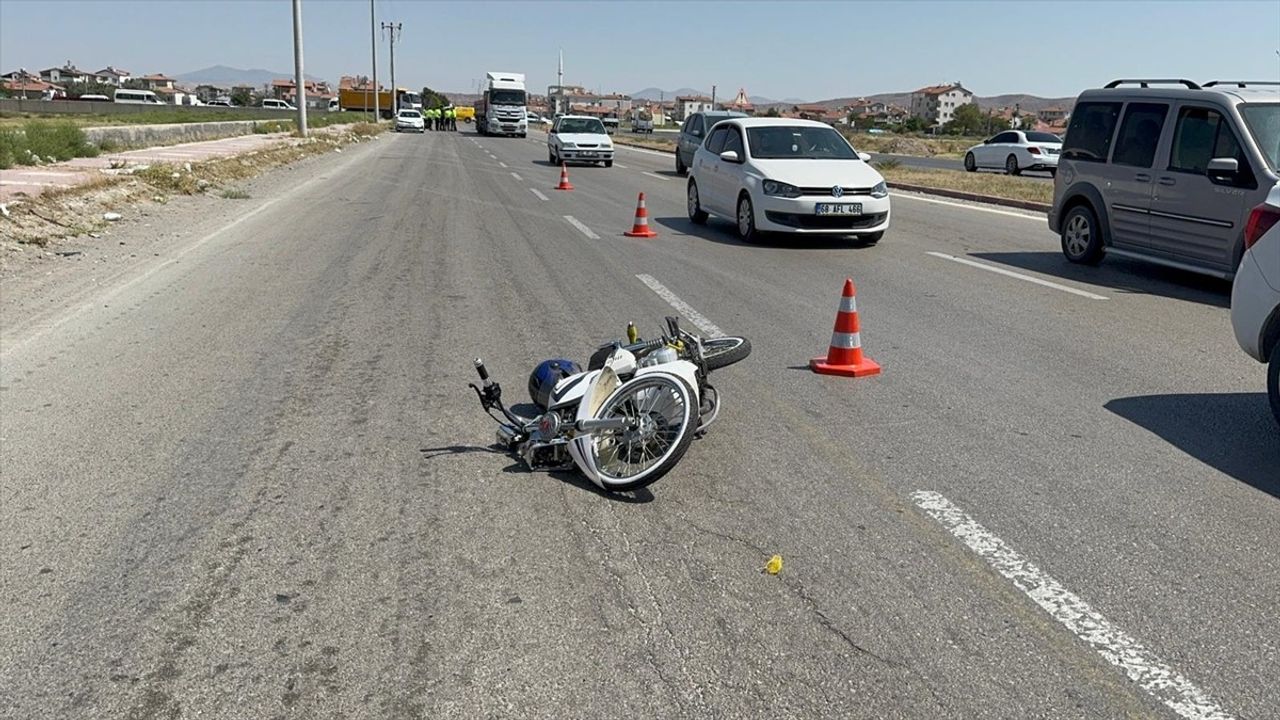 Aksaray'da Motosiklet Kazası: Polis Memuru Yaralandı