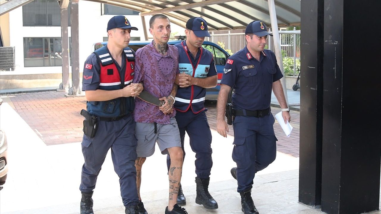 Alanya'da Bıçakla Öldürülen Rus İçin İki Kişi Tutuklandı