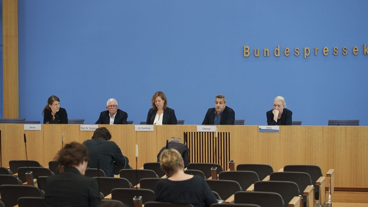 Alman Uzmanlardan Soykırım İddiası: İsrail'in Gazze'deki Eylemleri Ciddi Tehdit