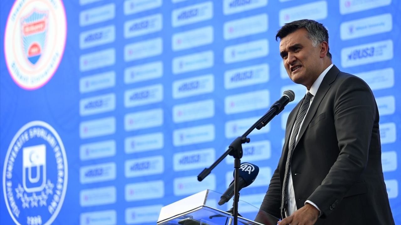 Ankara'da Avrupa Üniversitelerarası 7'li Ragbi Şampiyonası Başladı