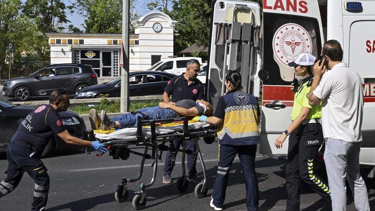 Ankara'da Belediye Otobüsüyle Zincirleme Kaza: 20 Yaralı