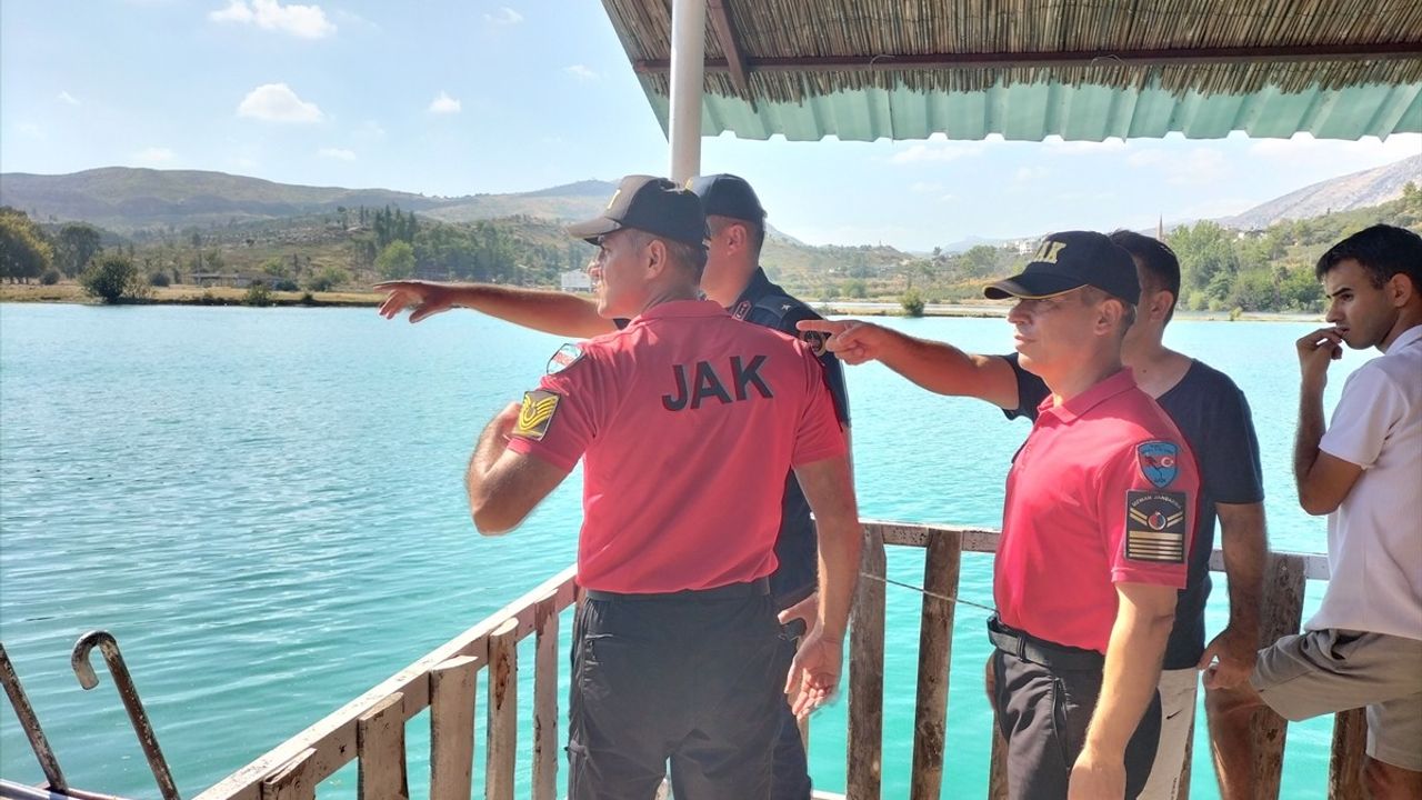 Antalya'da 16 Yaşındaki Genç Gölde Kayboldu