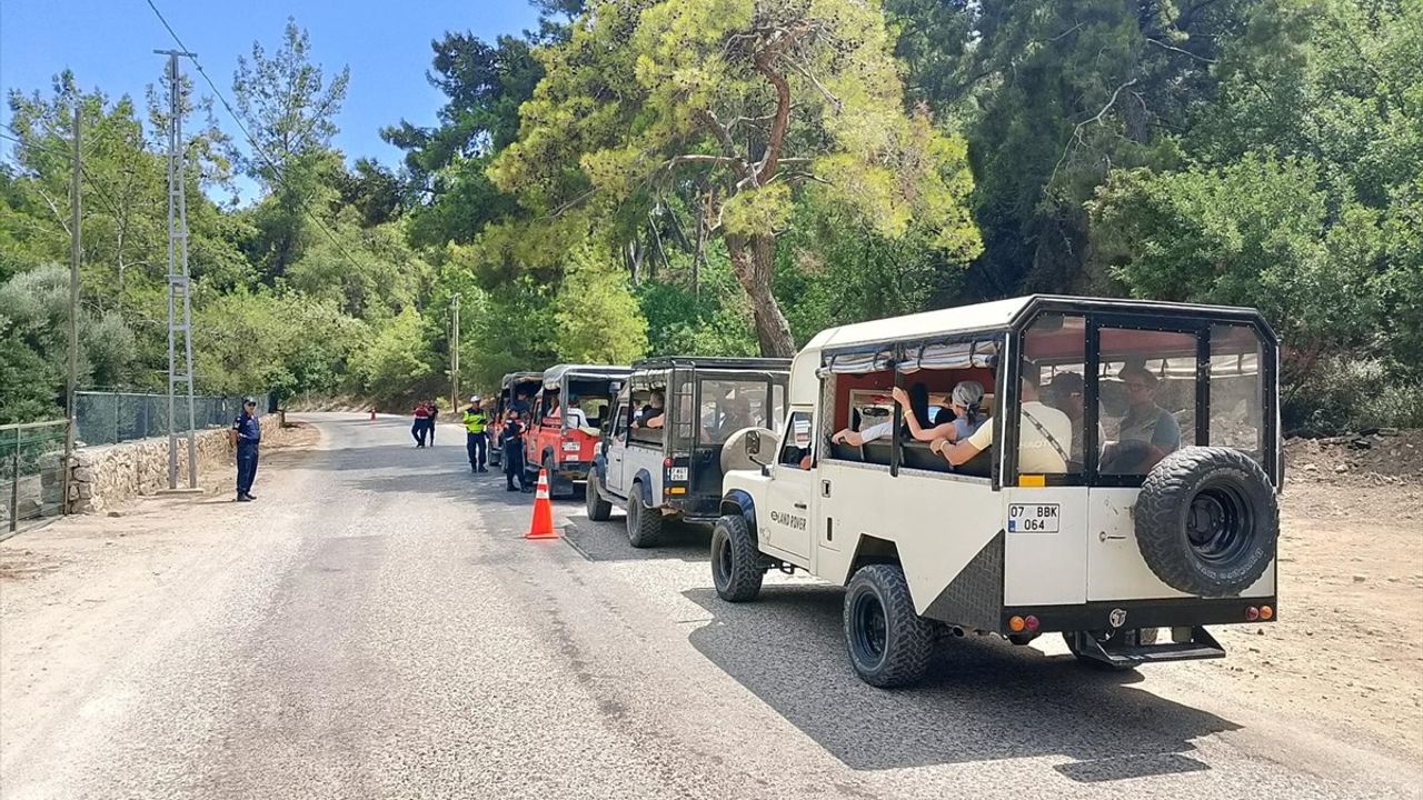 Antalya'da Safari Araçlarına Özel Denetim Uygulandı