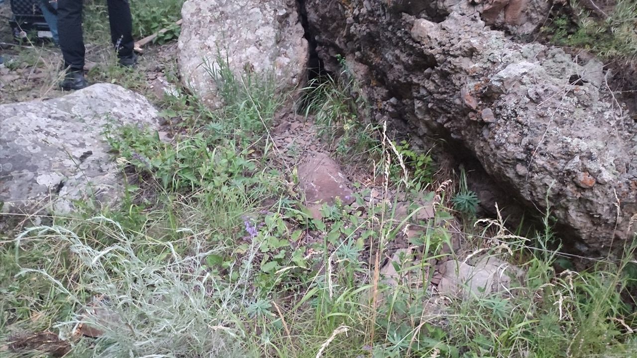 Ardahan'da 6 Yıl Sonra Kayıp Kadının Cesedi Bulundu, 5 Şüpheli Tutuklandı