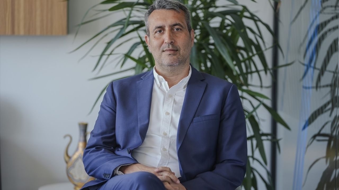 Astronergy, Balıkesir'de 700 Milyon Dolarlık Güneş Hücresi Üretim Tesisi Kuracak