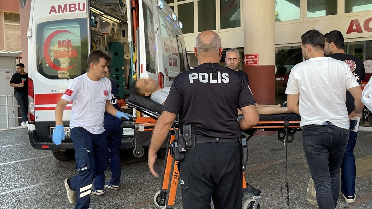 Aydın'da Bıçaklı Kavga: 1 Kişi Ağır Yaralandı