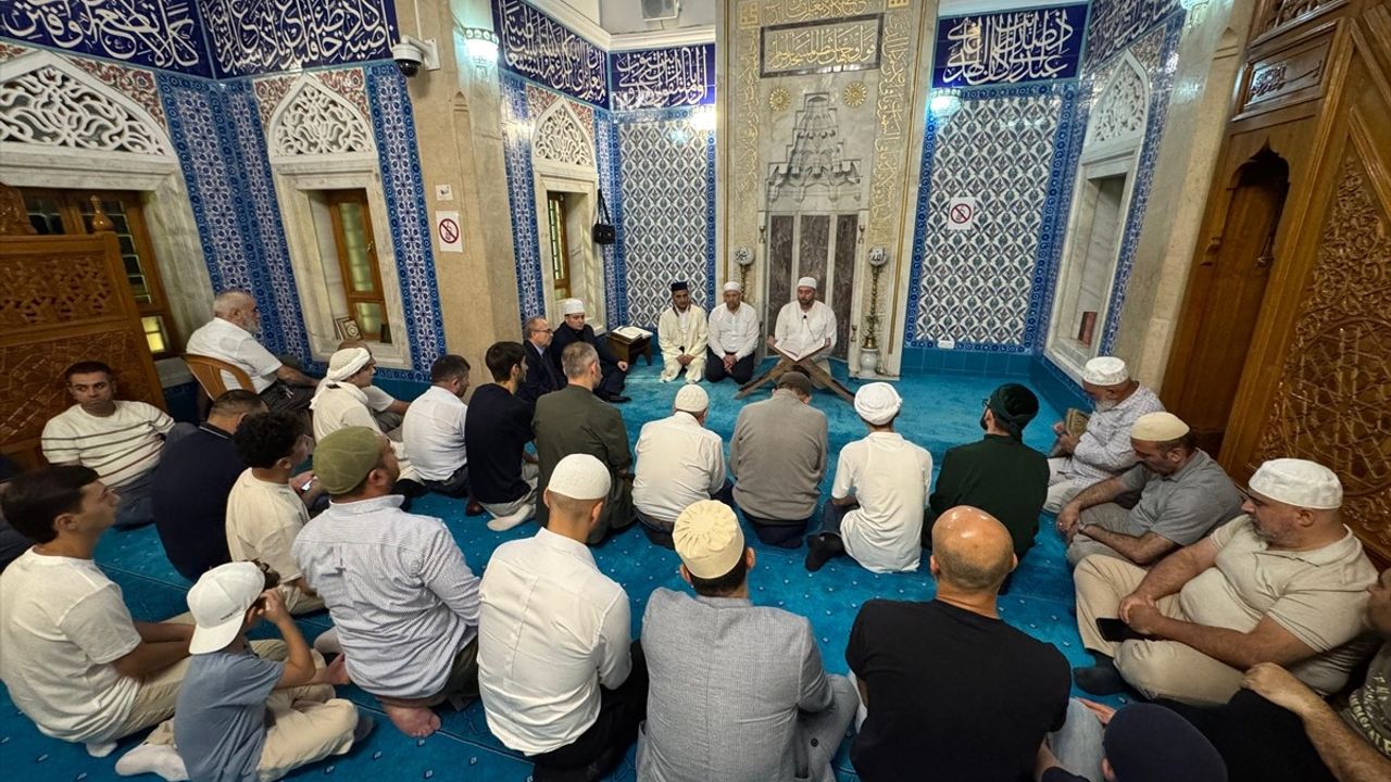 Azerbaycan'da 15 Temmuz Şehitleri Anıldı