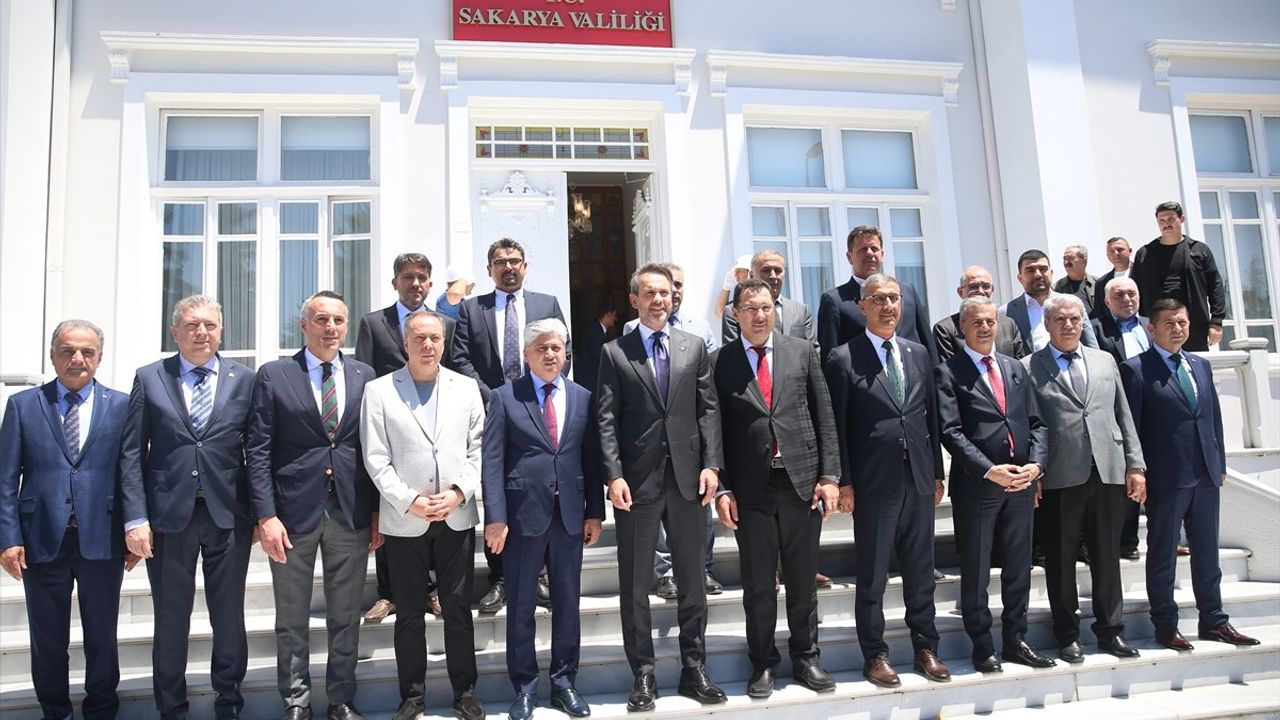 Bakan Bayraktar'dan Sakarya Gaz Sahası Açıklamaları: Üretim 2024'te İki Katına Çıkacak