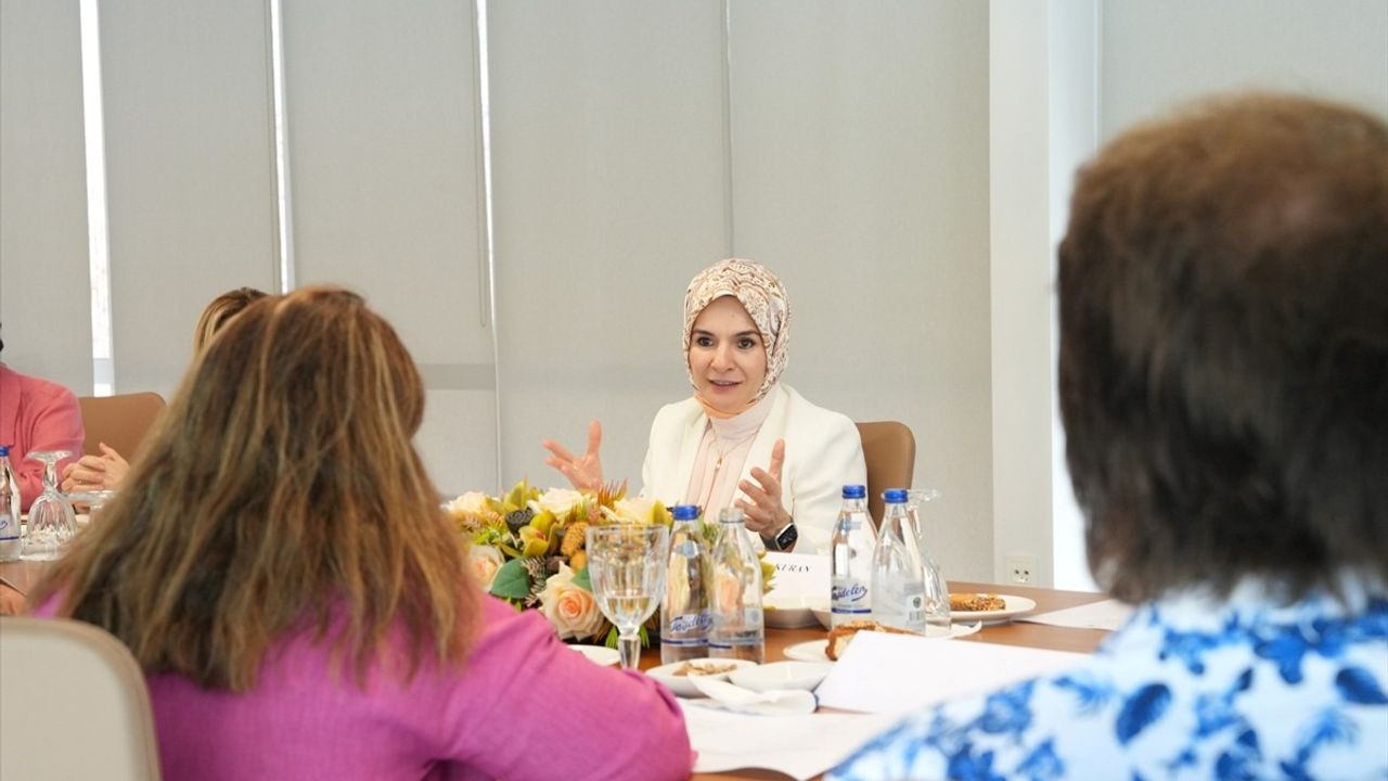 Bakan Göktaş, Kültür ve Sanat Politikaları Kurulu ile İstanbul'da Buluştu