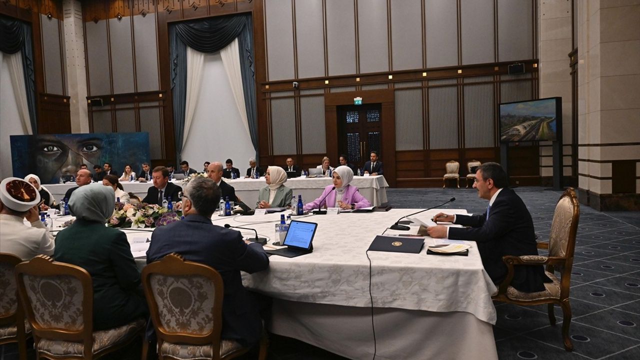 Bakan Göktaş, Nüfus Politikaları Kurulu Toplantısı'nda Önemli Açıklamalarda Bulundu