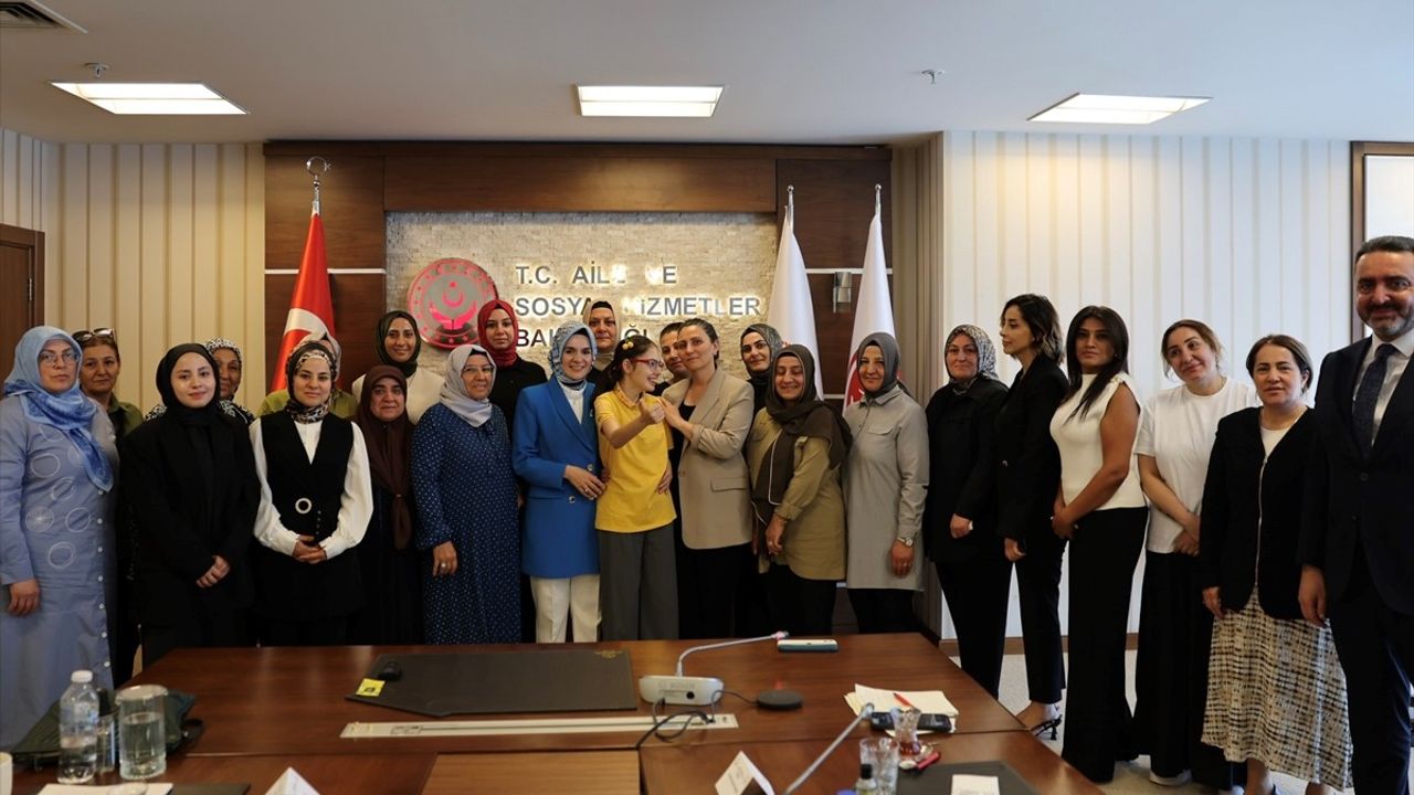 Bakan Göktaş, Şehit Eşleriyle Buluştu