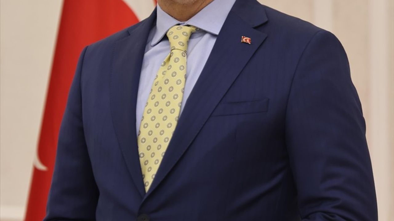 Bakan Işıkhan'dan Kamu İşçilerine Zam Açıklaması