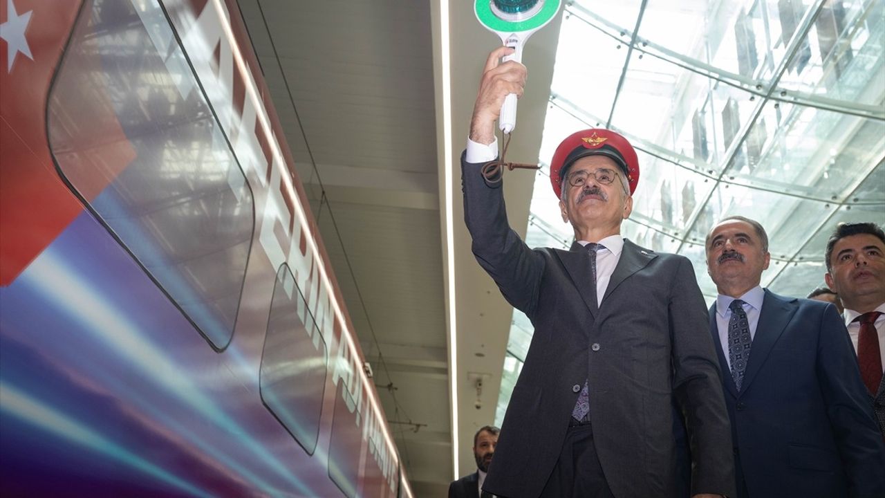 Bakan Uraloğlu: 15 Temmuz Treni, Birliği ve Zaferi Taşıyor
