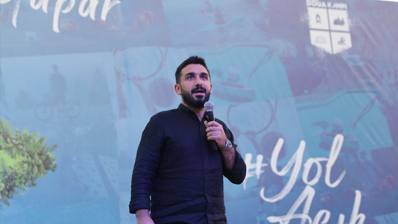 Bakan Uraloğlu, Edirne'de Gençlerle Gelecek Vizyonunu Paylaştı