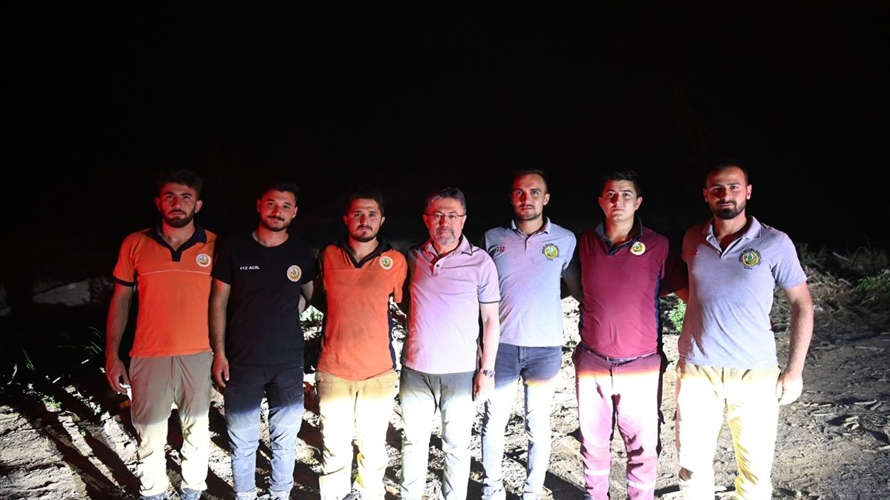 Bakan Yumaklı, Bilecik’te Orman Yangınıyla Mücadele Eden Ekipleri Ziyaret Etti