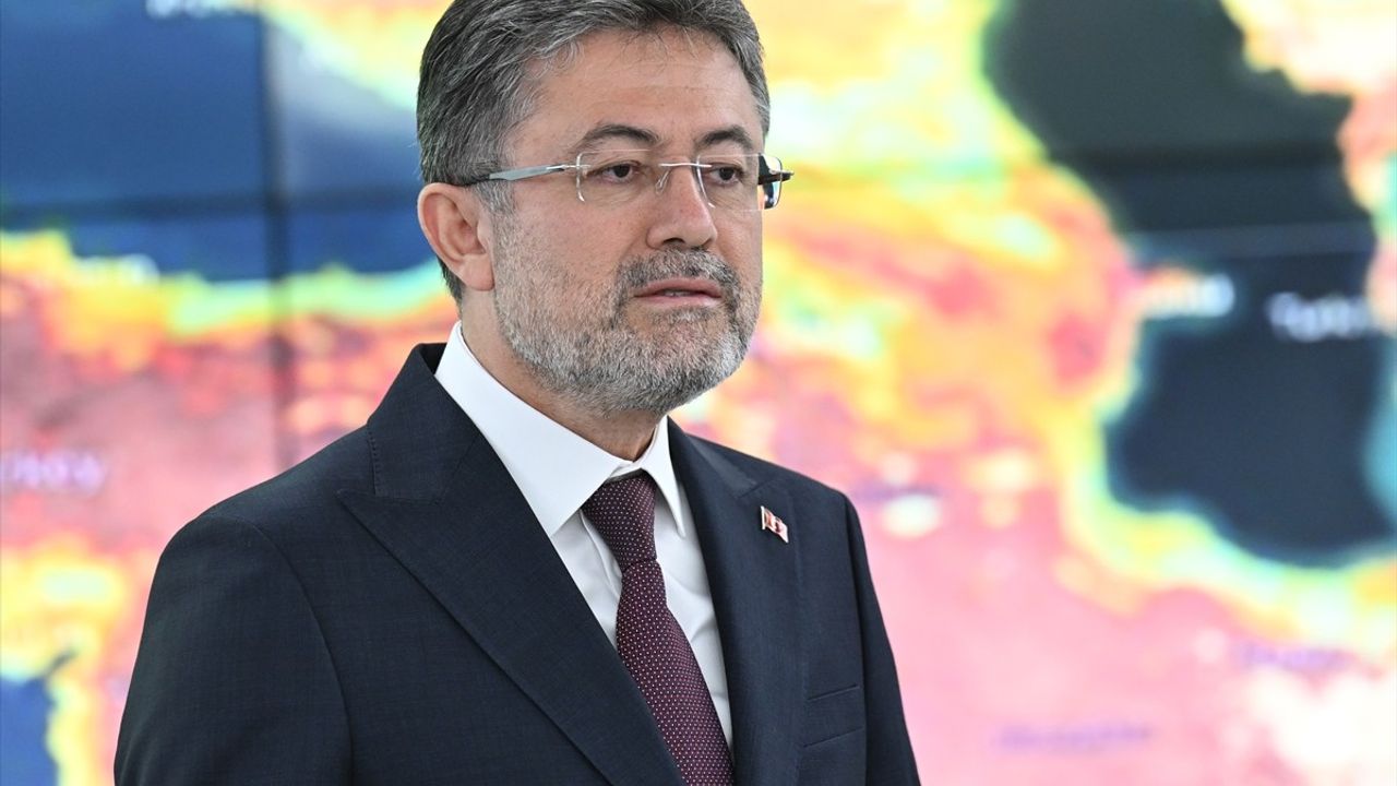 Bakan Yumaklı Orman Yangınları ile İlgili Son Durumu Açıkladı