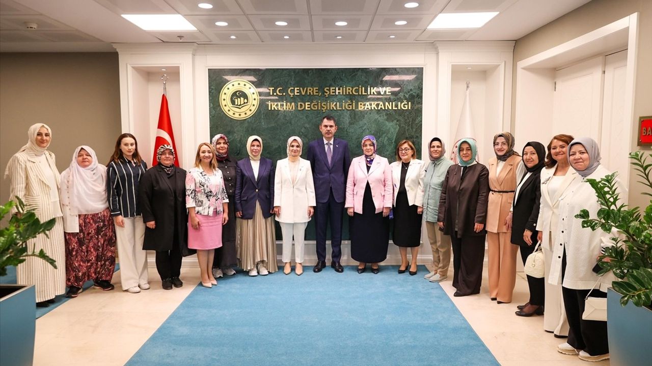 Bakanlar Göktaş ve Kurum, Kadın Belediye Başkanlarıyla Toplantı Düzenledi