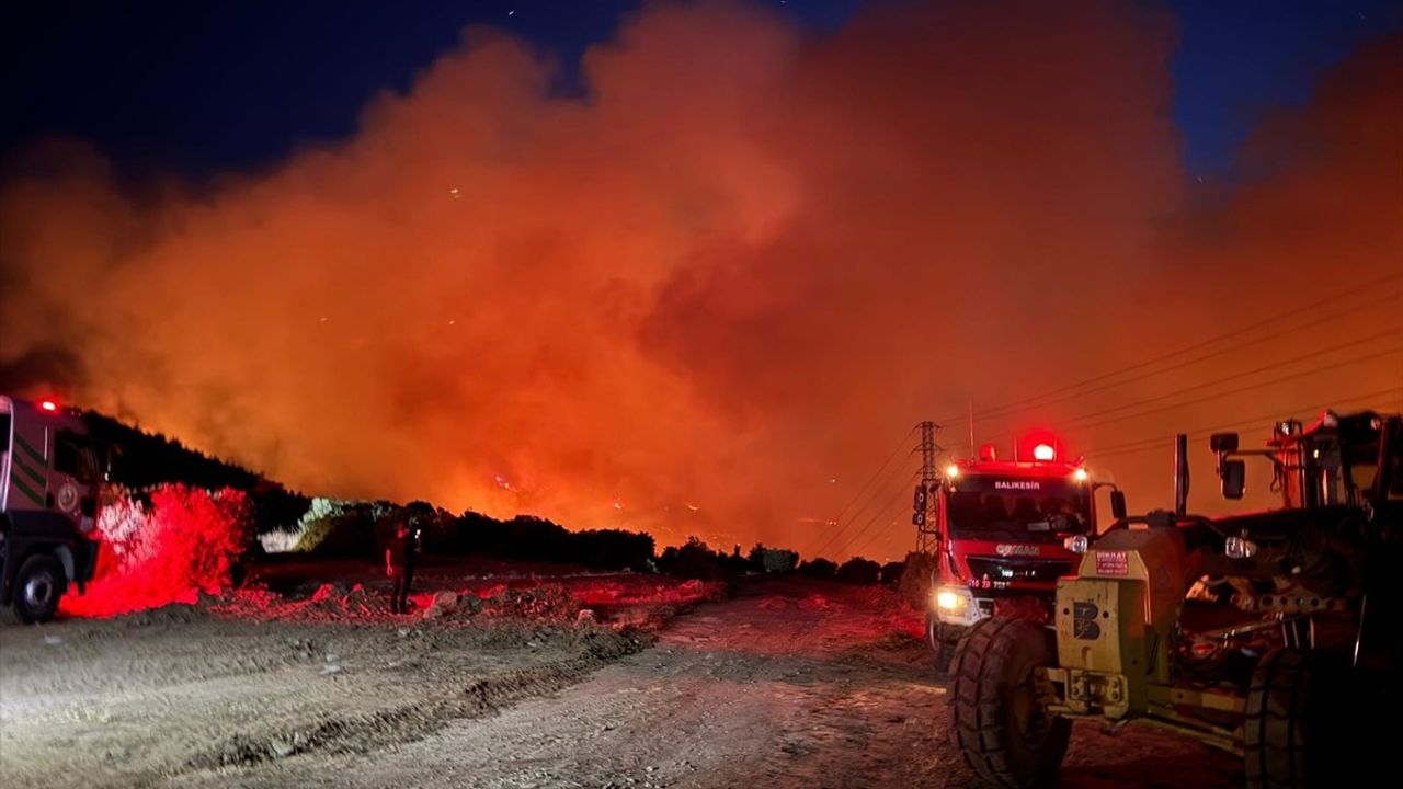 Balıkesir'de Orman Yangınına Hızla Müdahale