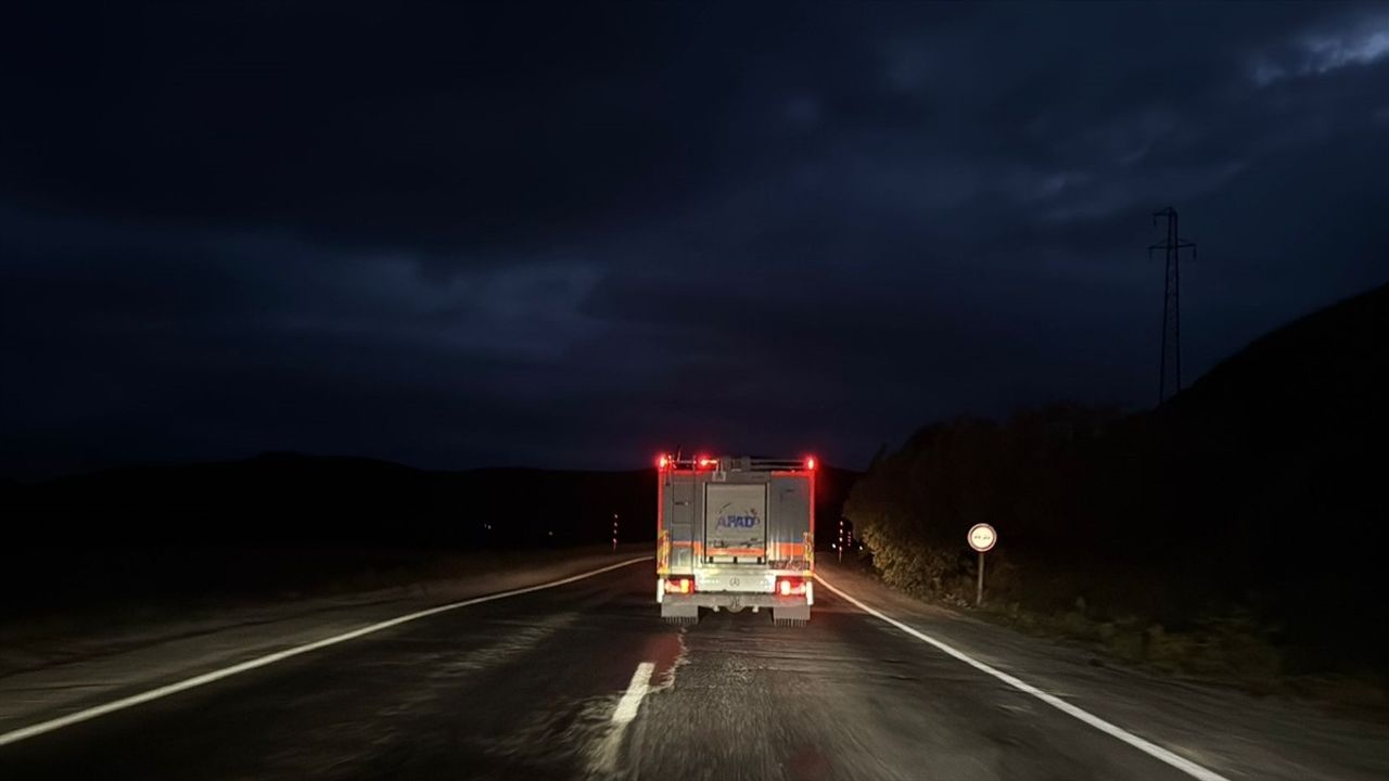 Bayburt-Erzurum Sınırında Hava Aracı Düştü, Yaralılar Var