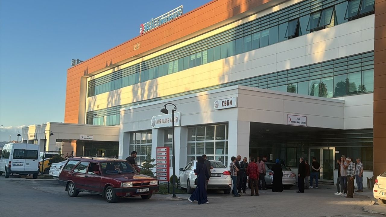 Bayburt'ta Geri Manevra Yapan Baba, 3 Yaşındaki Oğlunu Kaybetti