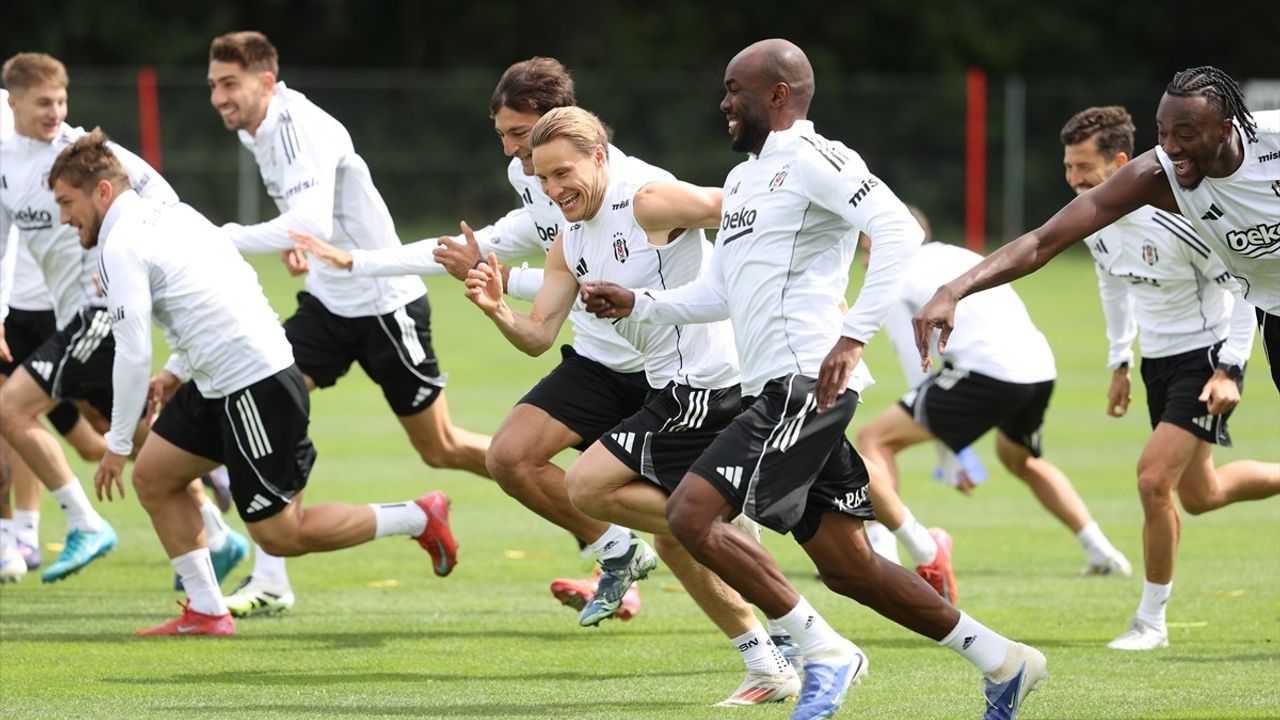 Beşiktaş, Yeni Sezon Hazırlıklarını Avusturya'da Sürdürüyor