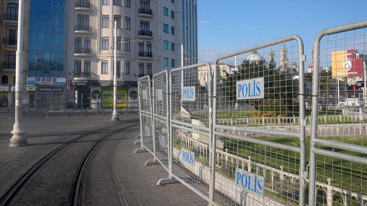 Beyoğlu'nda Toplantı ve Gösteri Yürüyüşleri Bir Gün Süreyle Yasaklandı