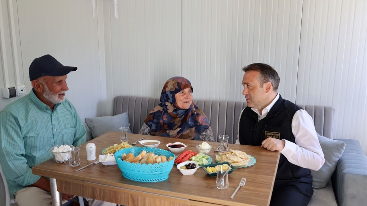 Bilecik'te Orman Yangınlarından Etkilenenlere Konteyner Kurulumu Tamamlandı