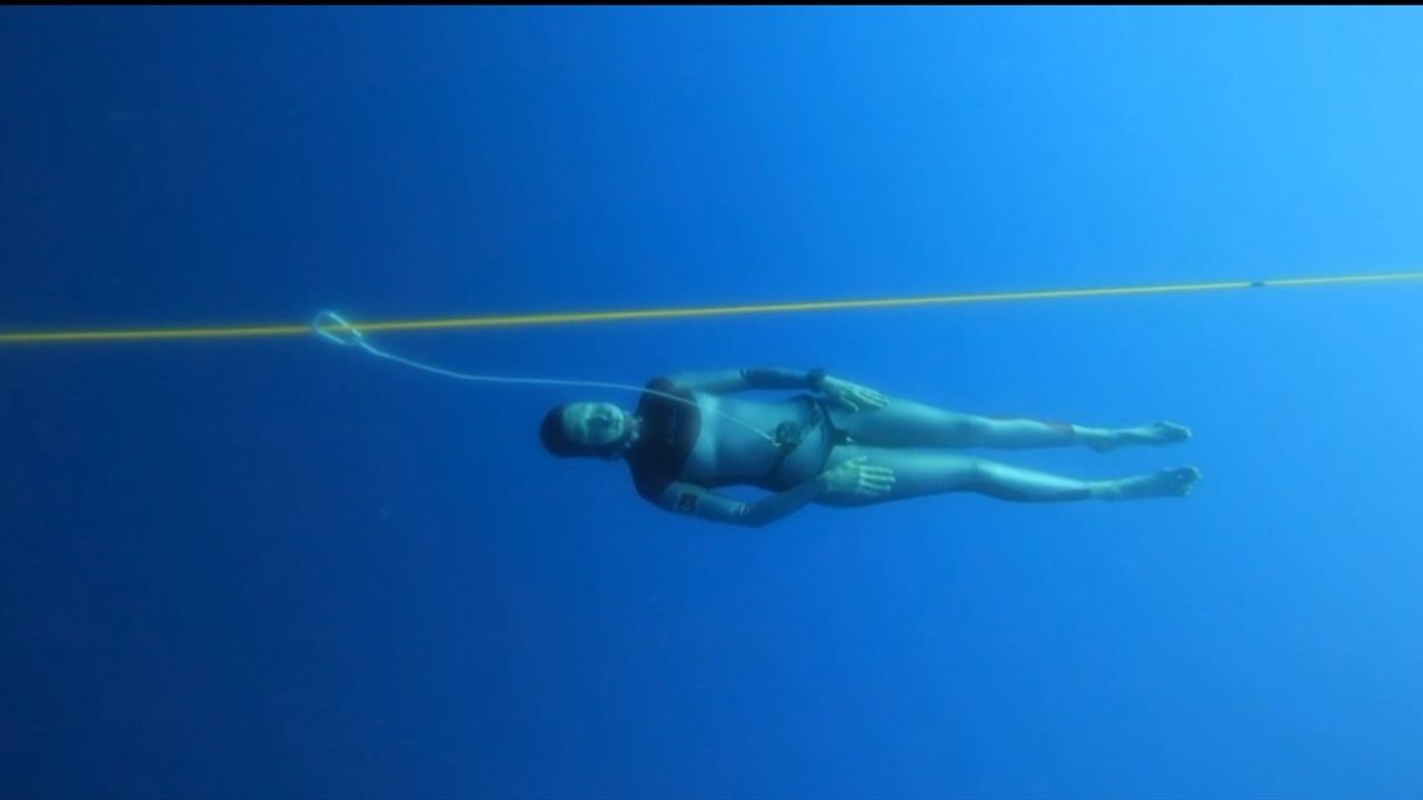 Birgül Erken, Serbest Dalış Türkiye Şampiyonası'nda Rekor Kırdı