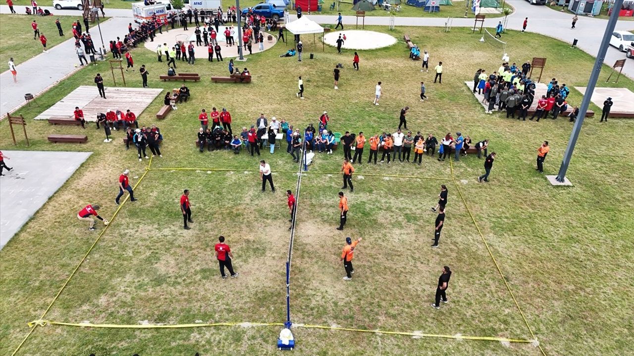 Bitlis'te AFAD Akreditasyon Kampı Devam Ediyor