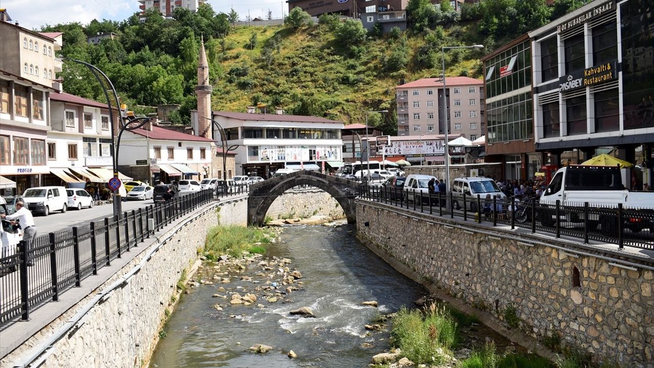 Bitlis Vakıflar Bölge Müdürlüğü 6 İlde Restorasyon Çalışmalarını Sürdürüyor