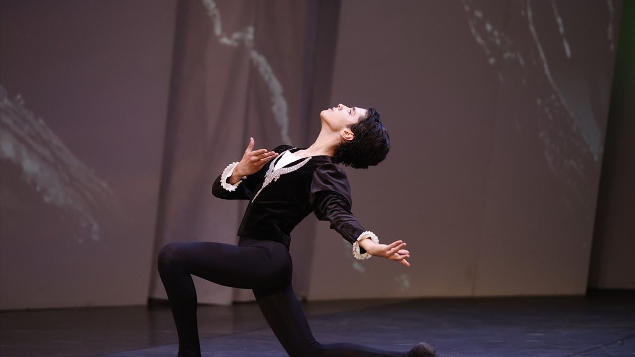 Bodrum'da Genç Yetenekler Bale Gecesi Coşkusu