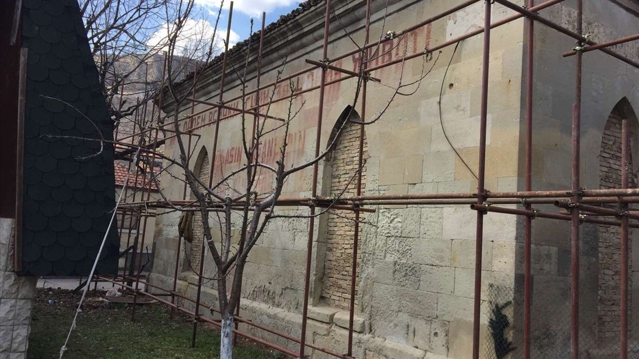 Bulgaristan'daki İki Camiyi Kurtarmak İçin İşbirliği Protokolü İmzalandı