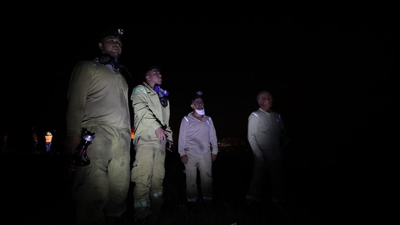 Bursa'daki Orman Yangınına Müdahale Devam Ediyor