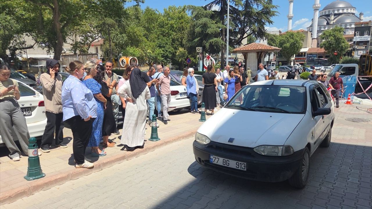 Bursa'nın Gemlik İlçesinde 4,3 Büyüklüğünde Deprem Meydana Geldi