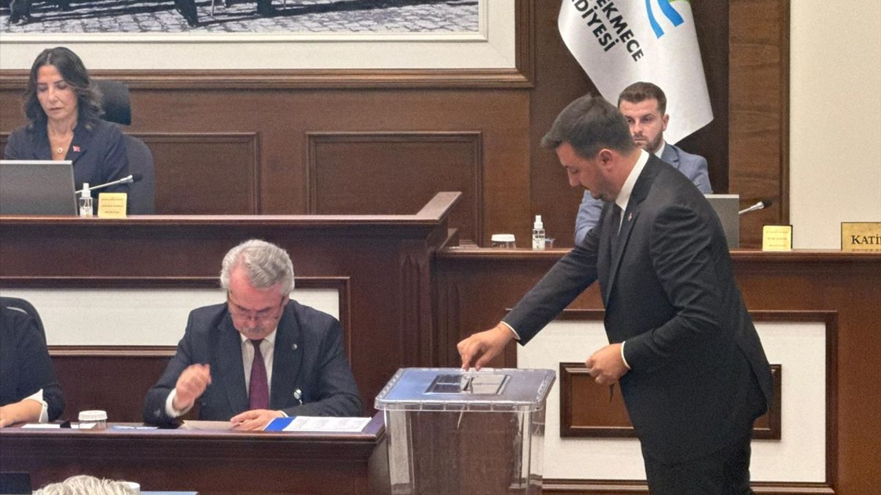 Büyükçekmece Belediye Başkan Vekilliğine Hakan Çebi Seçildi