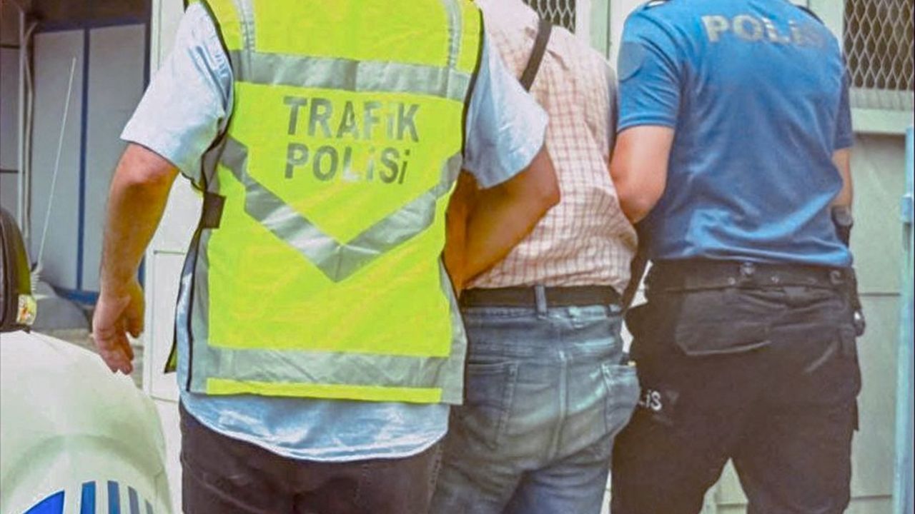 Çanakkale'de Müstehcen Paylaşım Yapan Zanlı Tutuklandı