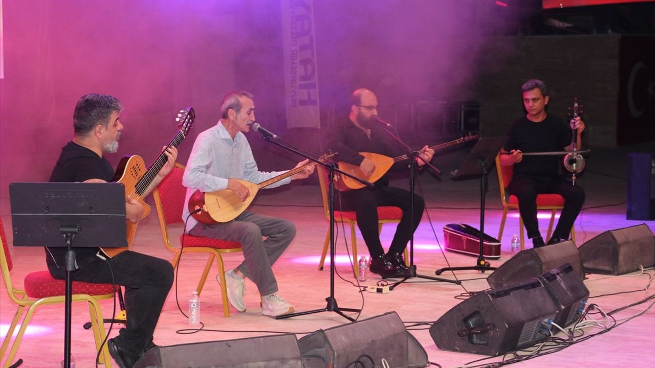 Cengiz Özkan, Hatay'daki Konserini Şehitler İçin Yarıda Bıraktı