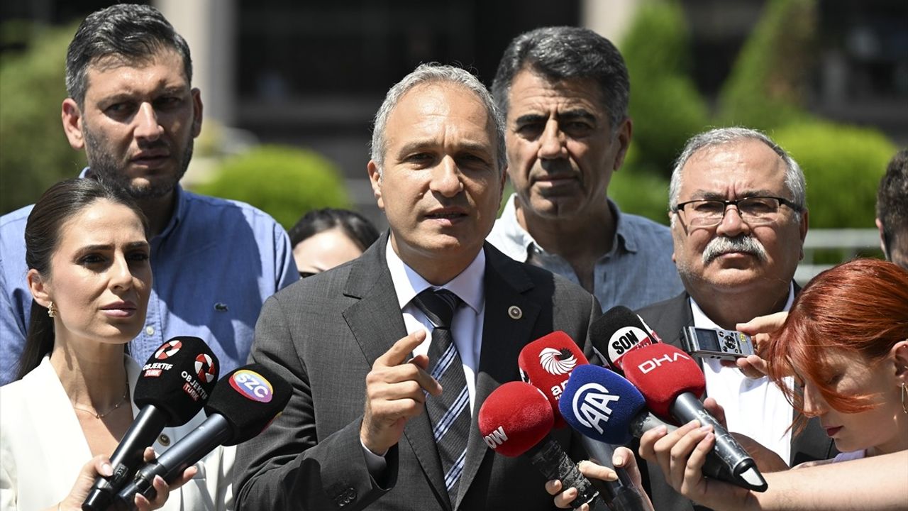 CHP, LGS Sınav Sorularının Sızdırıldığı İddiasıyla Suç Duyurusunda Bulundu