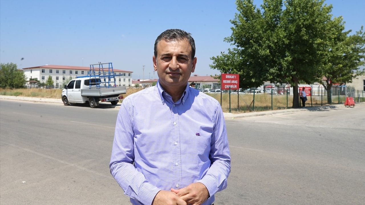 CHP'li Bulut, Tutuklu Başkan Böcek'i Cezaevinde Ziyaret Etti