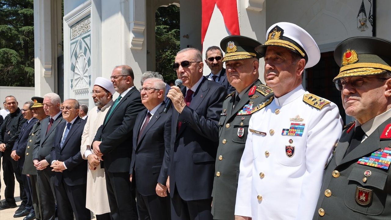 Cumhurbaşkanı Erdoğan, Milli Savunma Üniversitesinde 6 Yeni Camiyi Hizmete Açtı