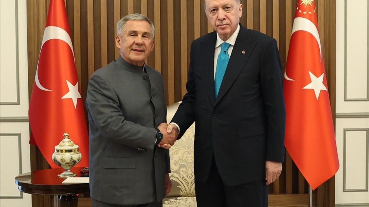 Cumhurbaşkanı Erdoğan, Tataristan Cumhuriyeti Reisi Minnihanov'u Kabul Etti