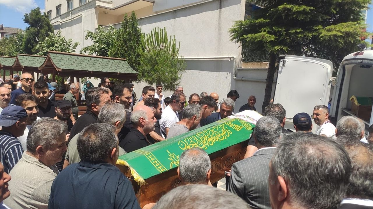 Cumhuriyet ile Yaşıt Şükriye Nine Hayatını Kaybetti