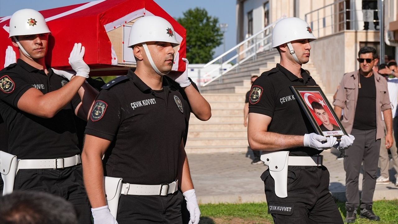 Denizli'de Orman Yangınında Şehit Olan İşçiler İçin Tören Düzenlendi