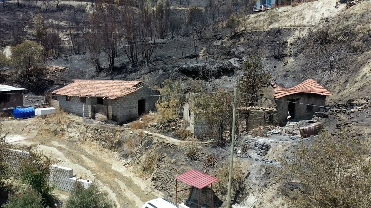 Deprem ve Orman Yangını İle İki Kez Yıkılan Aysel Erbaş'ın Duygusal Hikayesi