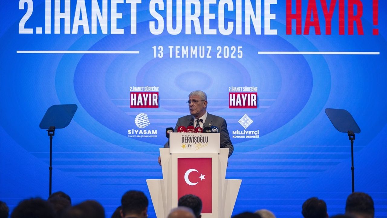 Dervişoğlu: "Cumhuriyet Bir Hikayedir, Mücadeleyle Tanımlanır"