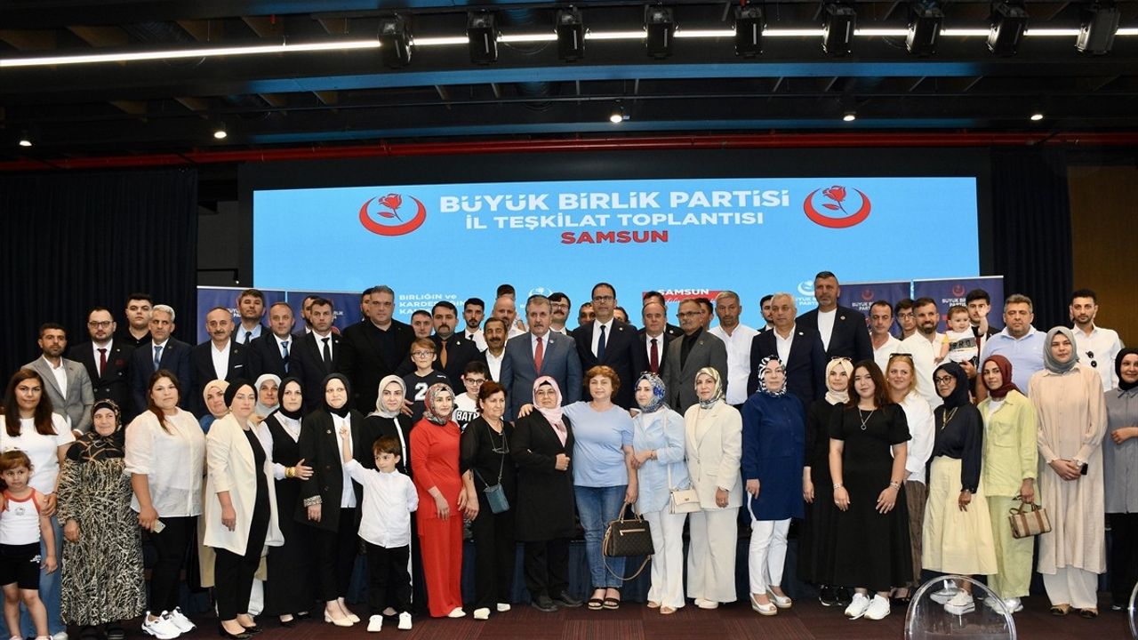 Destici'den LGS İddialarına Cevap: İmam Hatip Düşmanlığı Sürüyor