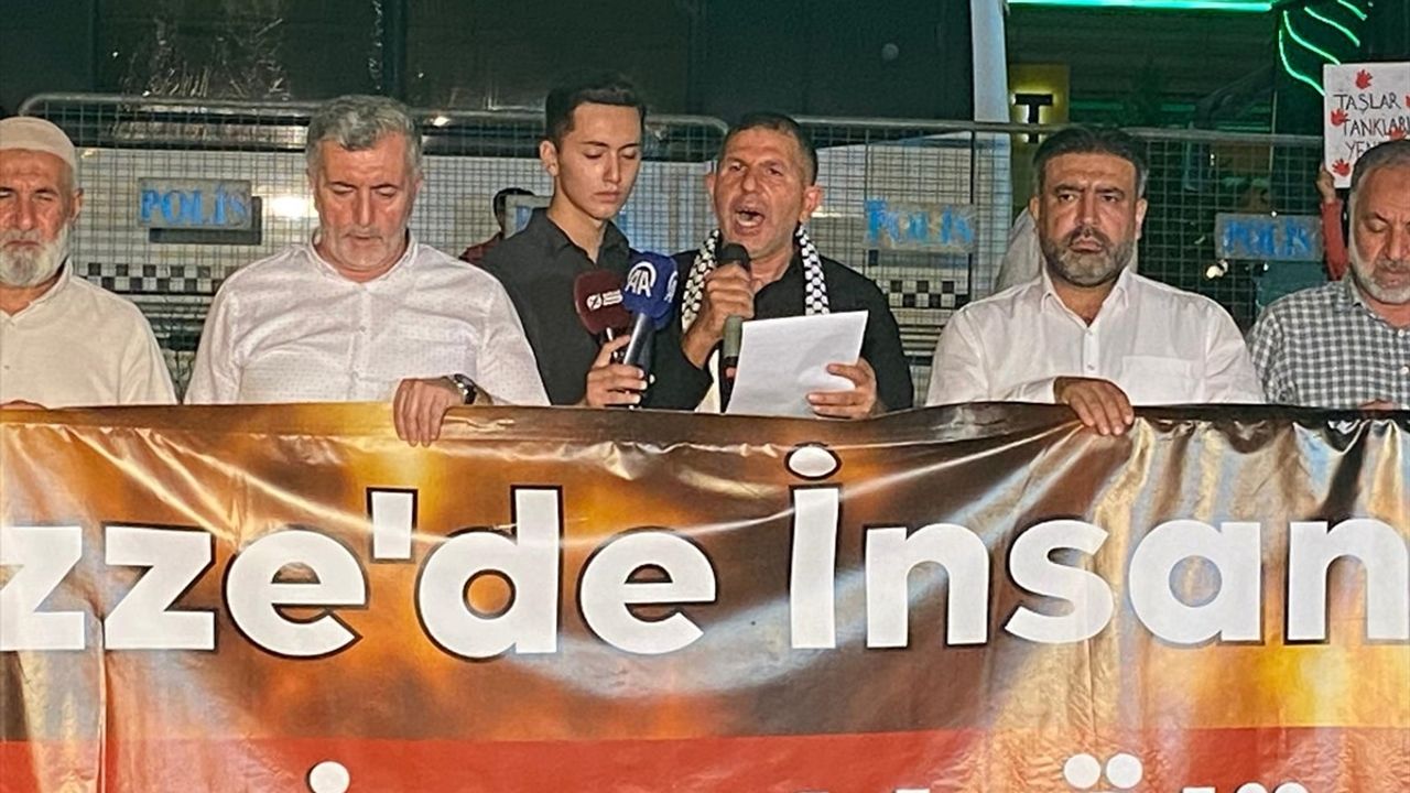 Diyarbakır'da İsrail'in Gazze'ye Saldırıları Protesto Edildi