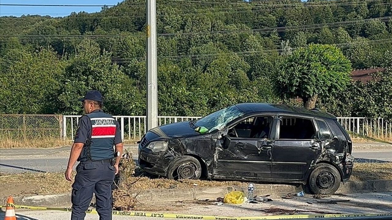 Düzce'de Kamyon Kazası: 8 Yaşındaki Çocuk Hayatını Kaybetti